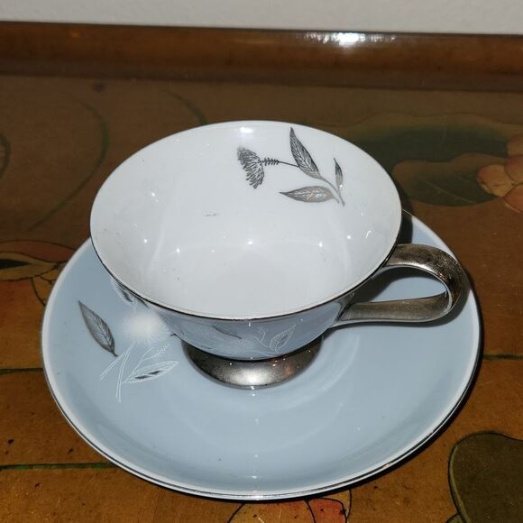 Sapphire by Deville Footed Cup and Saucer - Picture 3 of 5